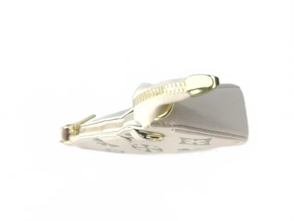 Cute NWOTs Women’s Purse White - Image 2