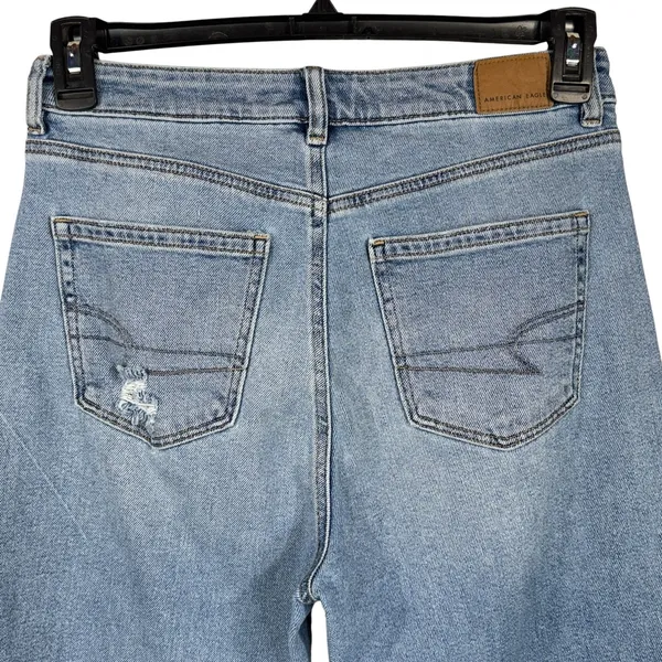 American Eagle SZ 8 SHORT Mom Jeans Distressed Zip-Fly Hi-Rise Zip-Fly Pockets - Image 5
