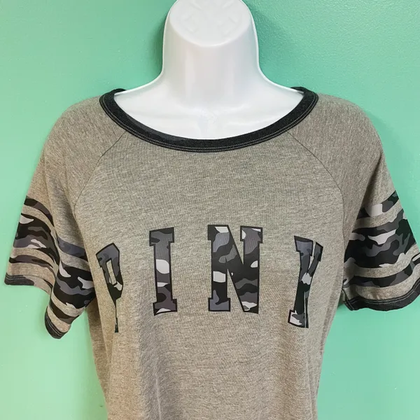 Victoria's Secret PINK Gray Camo Short Sleeve Tee - Image 4
