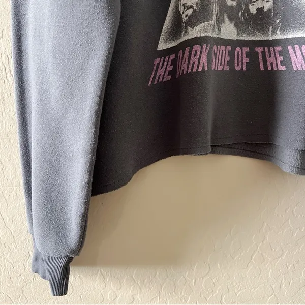 Pink Floyd Graphic Cropped Sweatshirt - Image 3