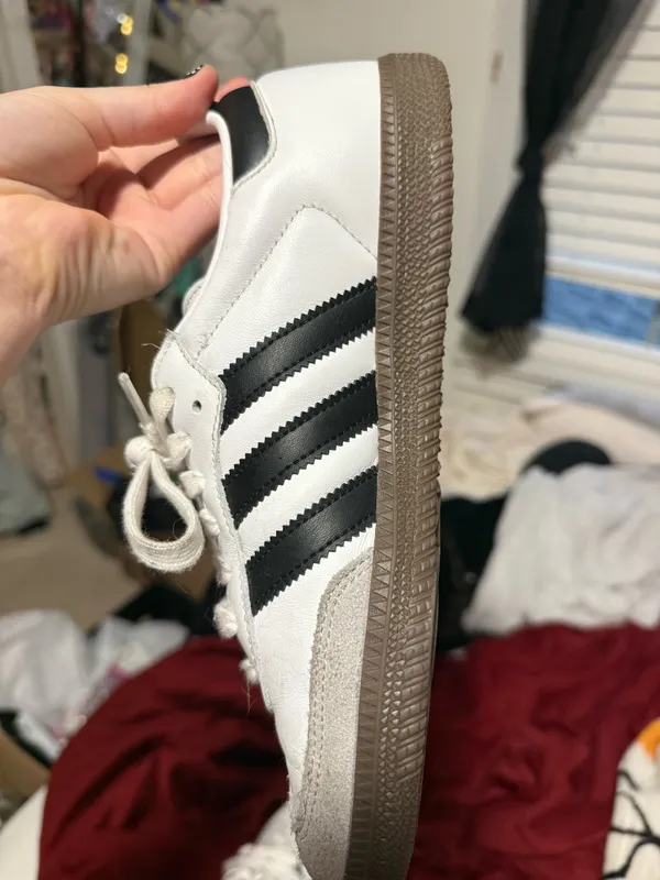 Adidas samba Shoes Women’s size 9 - Image 5