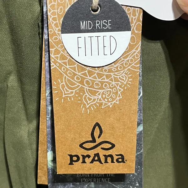 prAna Olive Green Outdoor Hiking Pants Womens 6 Scotchgard Nylon Stretch New - Image 4
