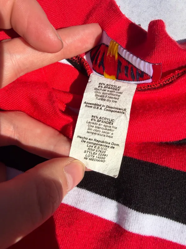 Y2K Zoey Beth red and black shirt Size M - Image 2