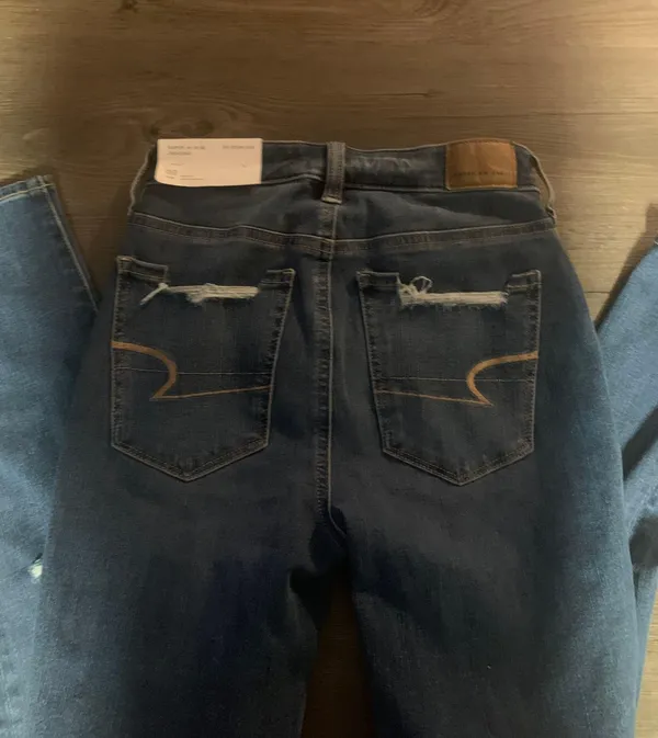 American Eagle Jeans - Image 8