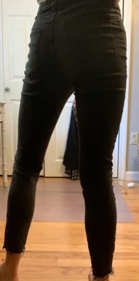 Black Jeans - Image 2