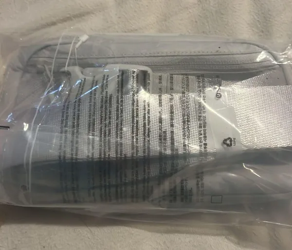 Lululemon Belt bag - Image 3