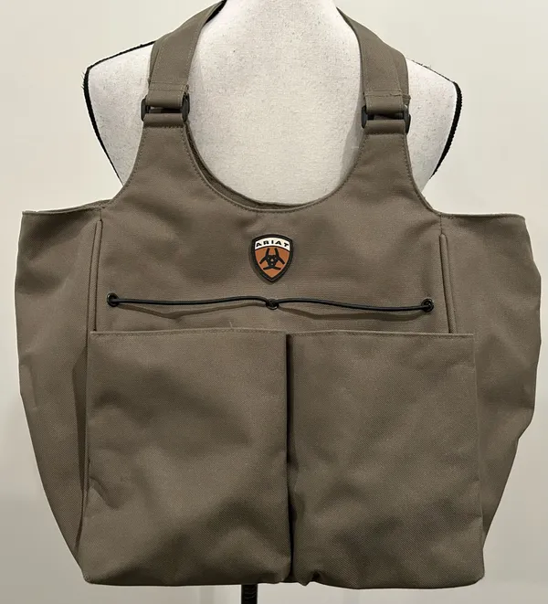 Ariat Canvas Utility Bag - Image 2
