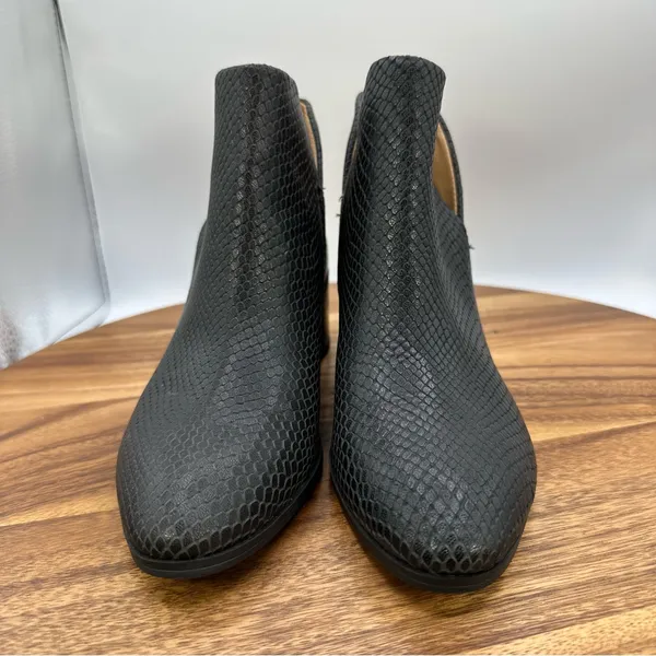 Franco Sarto Reeve Ankle Bootie Black Leather Snakeskin‎ Pull On Boho Women's 5M - Image 4