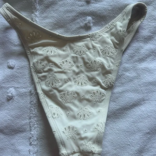 Wild Fable Cream Embroidered Bikini Bottom - Image 3
