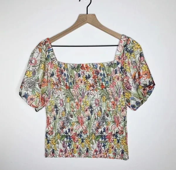 Anthropologie Aurelia Smocked Top Floral Cream Size M Balloon Sleeve Ruching - Image 4