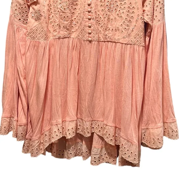 Free People Sea Of Love‎ Eyelet Blouse Size Small Sun Blush - Image 5