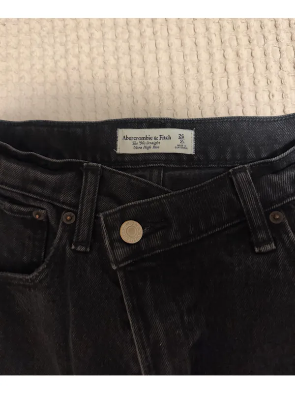 Abercrombie and Fitch Black Jeans - Image 2