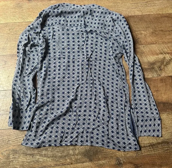 H&M Navy Short Tunic-style Blouse NWT - Image 3