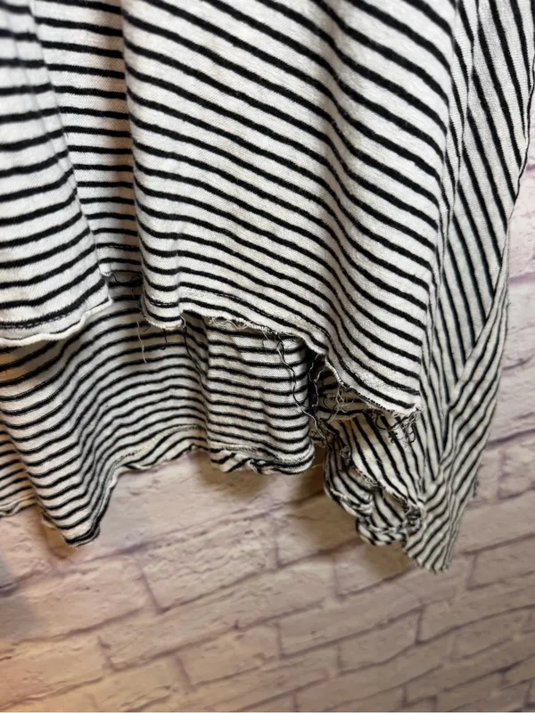 We The‎ Free Womens medium Black white stripe Short Sleeve Asymmetrical shirt - Image 7