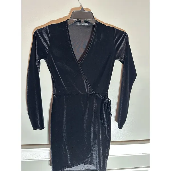 Boohoo Black‎ Crushed Velvet Wrap Mini Dress Size 4 Long Sleeve - Image 3