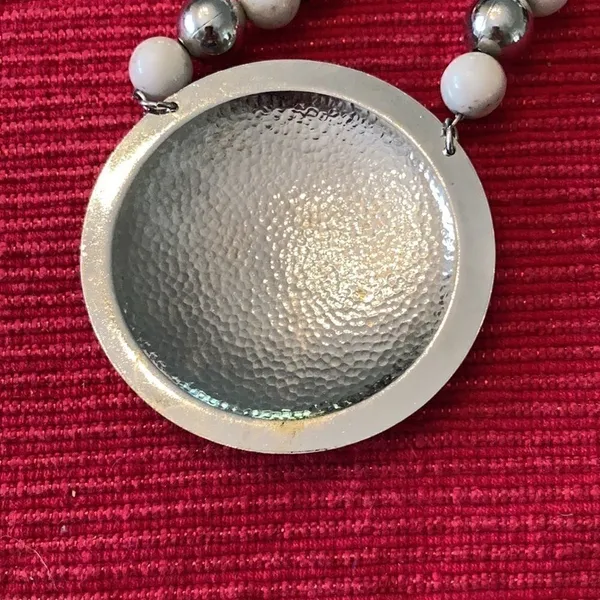 Vintage Park Lane necklace silver medallion with silver & grayish beads EVC - Image 4