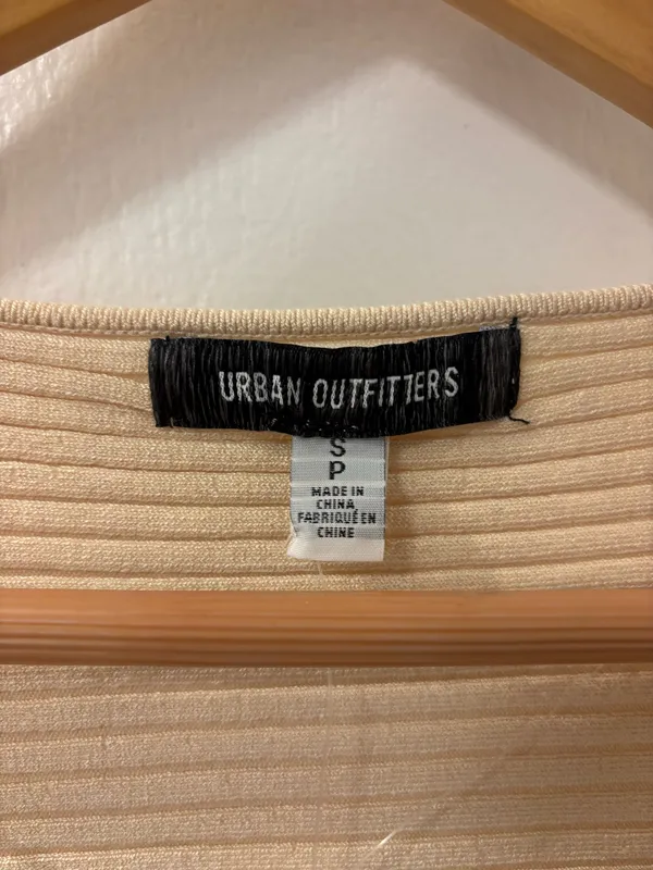 NWT Urban Outfitters Karla Ribbed Shrug Cardigan Bolero Cropped Ivory Beige Cozy S - Image 6