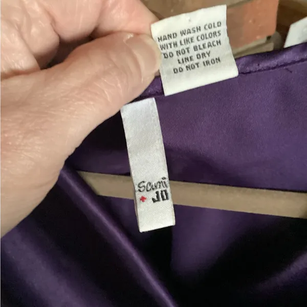 Sami & Jo elegant cowl neck blouse in vibrant deep purple. Size Small - Image 10