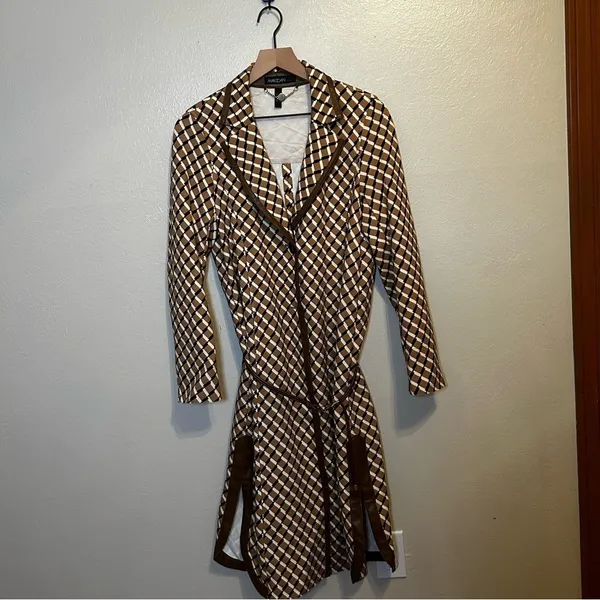Marc‎ Cain Graphic Print Faux Leather Trim Belted Longline Coat - Image 3