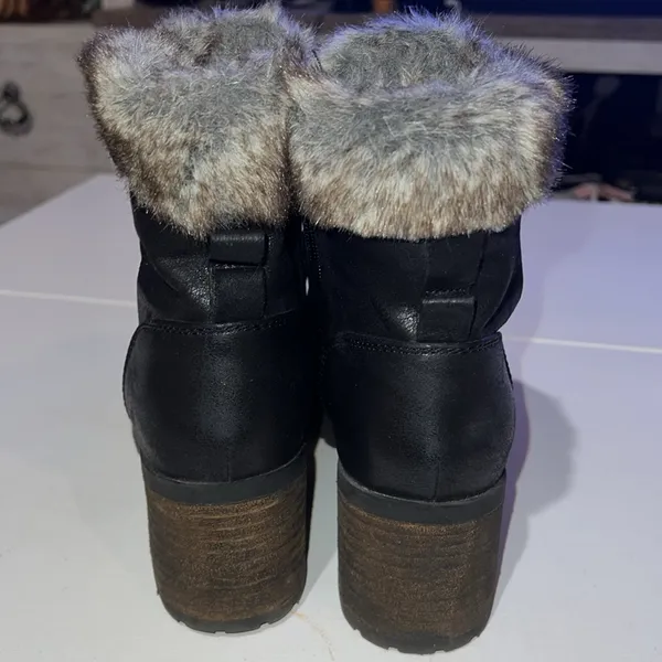STEVE MADDEN Comfort Women SZ 9 Faux Fur Lined Ankle Booties Black Block Heeled - Image 3
