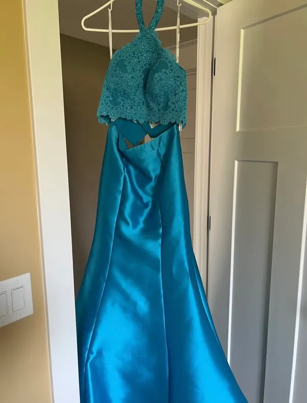 Ellie Wilde Prom Dress Blue Two-Piece - Image 3