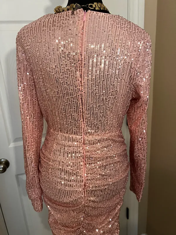 Pink sequin ruched mini dress - Image 4