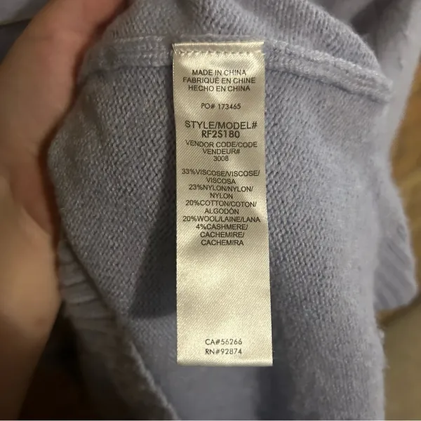 NWT Splendid Hedda Slash Neck Long Sleeve V Neck Sweater Frosty Blue Size M - Image 6