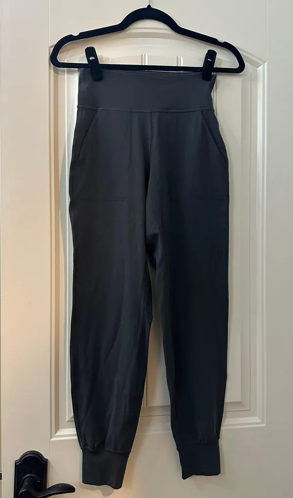 Lululemon Align Jogger Graphite Grey Size 4 - Image 4