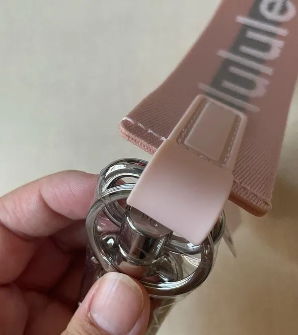 Lululemon Never Lost Keychain Wordmark - Pink Moist/Silver - Image 5
