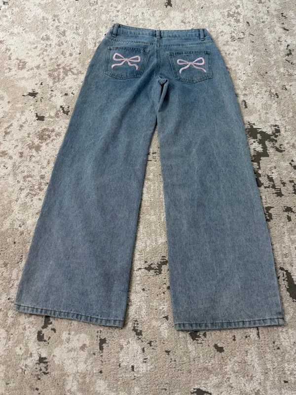 Edikted Bow Pocket Low Rise Baggy Jeans Size XS - Image 3