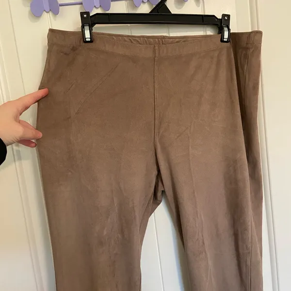 EUC Baccini women’s brown tan suede-like‎ soft stretchy elastic leggings pants L - Image 2