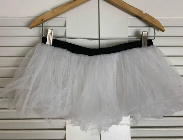 Wos The Color Run Short stretch mini white tutu - Image 3