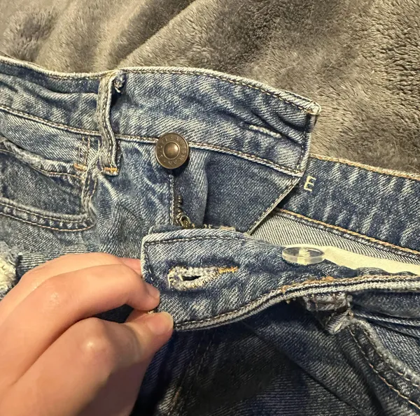 American Eagle Outfitters Shorts - Image 6