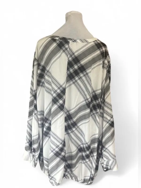 Lane Bryant white and gray plaid long sleeve blouse-28 - Image 5