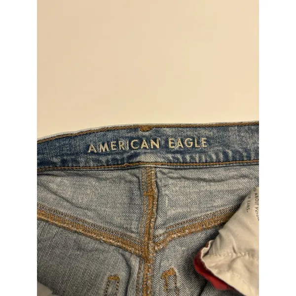 American Eagle Outfitters Distressed Light Wash Jeans Plaid Patch Detail Size 4 - Image 6
