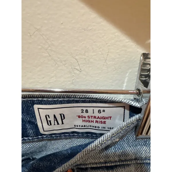 Gap 90s Straight High Rise Jeans Light Wash Blue Denim Size 28 6‎ Regular - Image 2