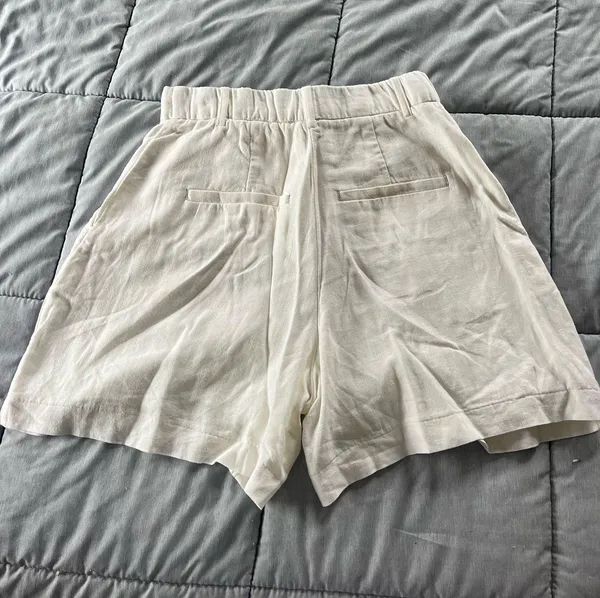Abercrombie Linen Shorts - Image 3
