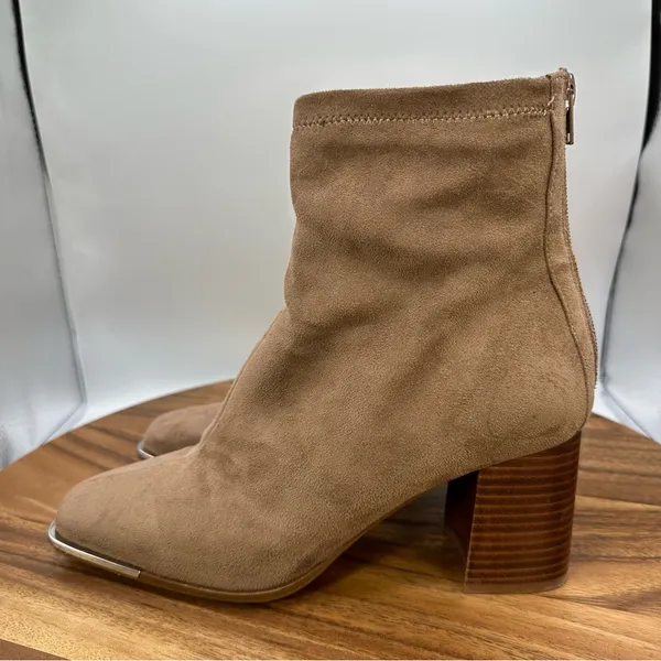 Steve Madden Nourish Faux Suede Square Toe Ankle Boots Block Heel Women's‎ 9.5M - Image 3
