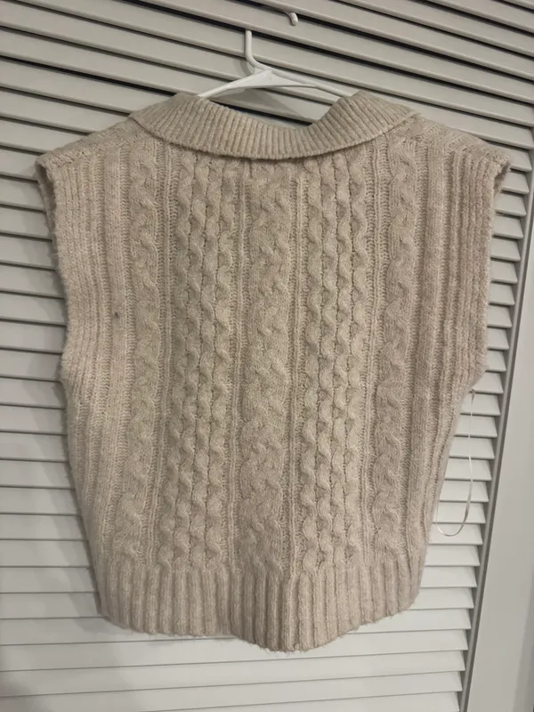 Pink Rose Sweater Vest - Image 4
