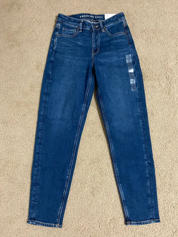American Eagle Outfitters Mom Jean - Image 4