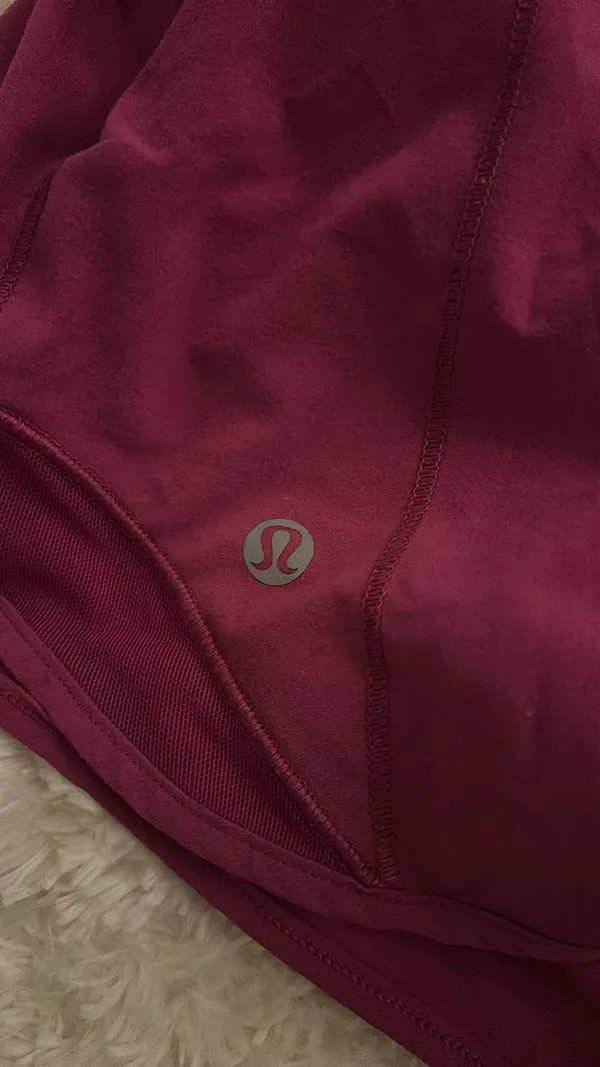 Hotty Hot Lululemon Shorts 2.5" - Image 3