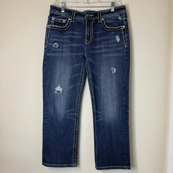 Miss Me Modelo Boyfriend Distress Mid Rise Dark Wash 6 Cropped Denim Jean Capri - Image 5