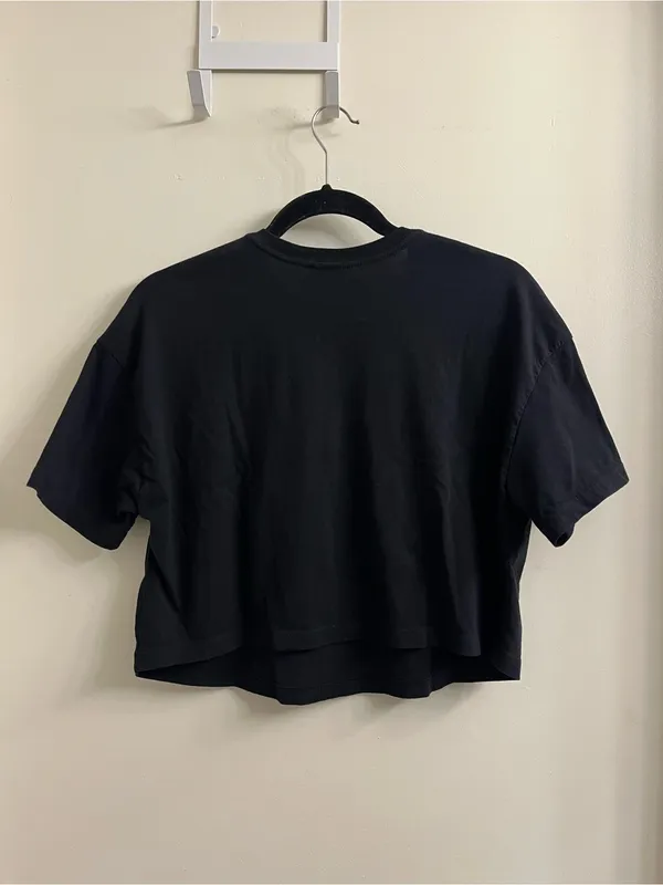 CycleBar Black Neon Glow Ride Crop Tee Medium - Image 4