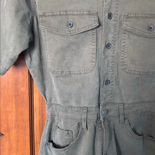 Universal Threads Olive Utility Romper Size 4 - Image 4