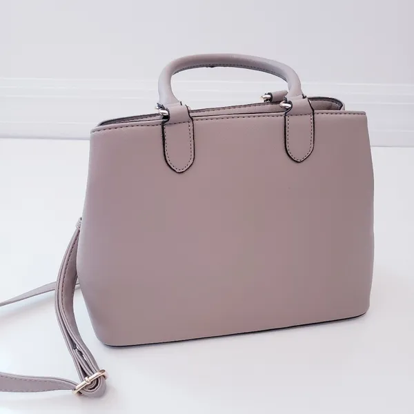 Quilted Fringed Tassel Crossbody Bag - Image 6