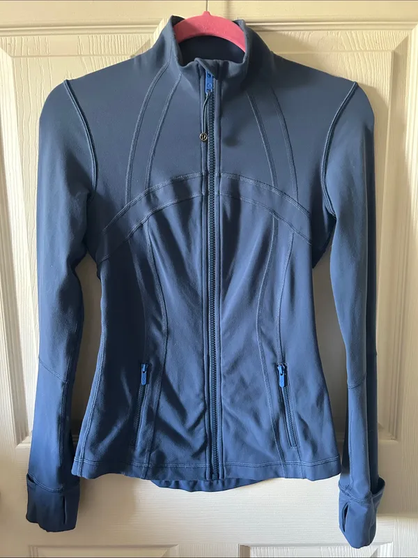 Lululemon Womens Full Zip Define‎ Luon Jacket Size 4 in Blue - Image 12