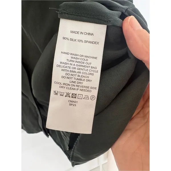 Quince Silk Blouse Olive Green V Neck 3/4 Sleeve Pintuck Stretch Top- XS - Image 3