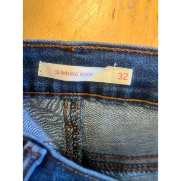 Levi's Slimming Boot Jeans Size 32 Womens Dark Wash Blue Denim (3412) - Image 5