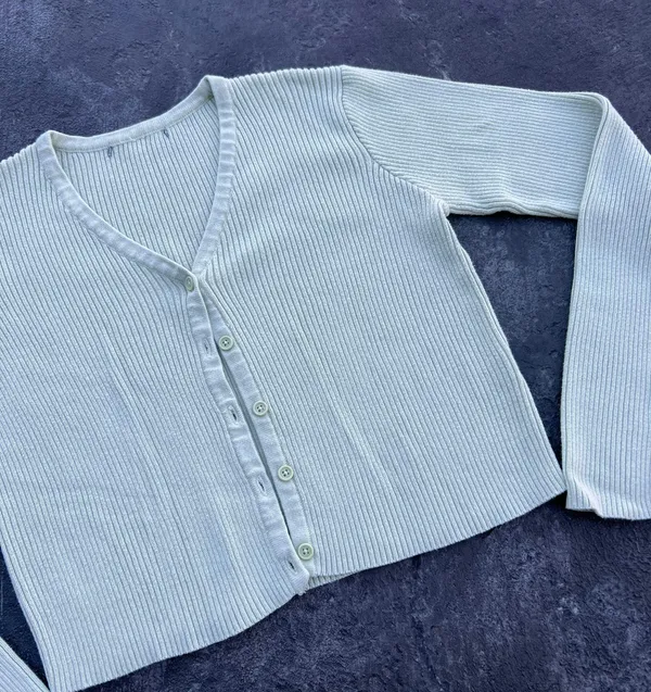 Brandy Melville light green Longsleeve cardigan - Image 2