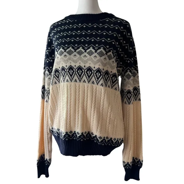Vintage ‘90s KP Collection Ivory & Navy Fair Isle Pullover Unisex Sweater - Image 2